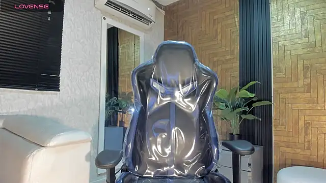 Snapshot of george_lance chatting on September 2025 03:22:01 AM george lance online show from September 2025 03:22:01 AM