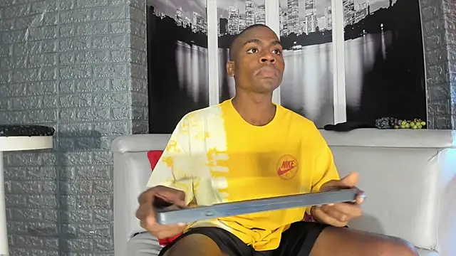 Snapshot of george_lance chatting on October 2025 03:16:02 AM george lance online show from October 2025 03:16:02 AM