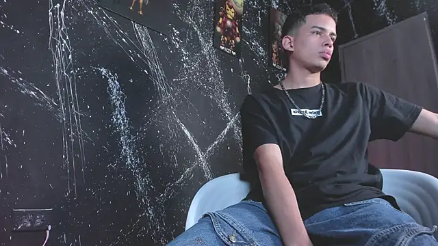 JuanSixx online show from November 2025 08:32:01 PM