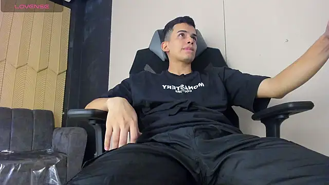 JuanSixx online show from December 2025 08:57:02 PM