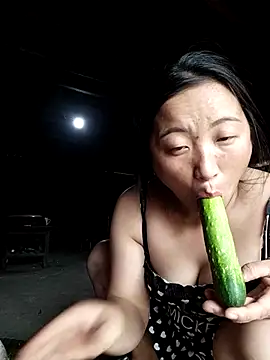 Snapshot of zhen-zo chatting on October 2025 03:39:02 AM zhen-zo online show from October 2025 03:39:02 AM