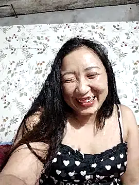 zhen-zo online show from February 2026 12:37:02 PM