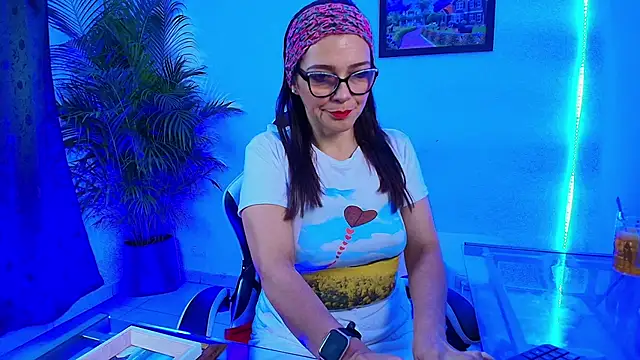 Snapshot of Carol_Miss2 chatting on November 2025 10:37:01 AM Carol Miss2 online show from November 2025 10:37:01 AM