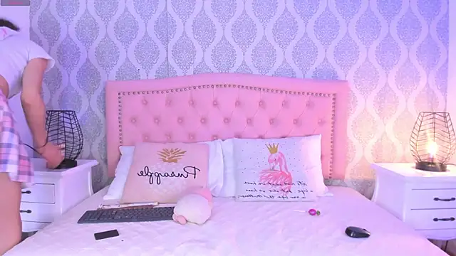 kendallspears 1 online show from November 2025 03:38:01 AM