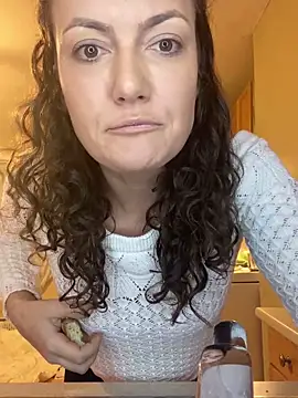 Snapshot of sexybriiiixoxo chatting on March 2026 04:07:02 AM sexybriiiixoxo online show from March 2026 04:07:02 AM