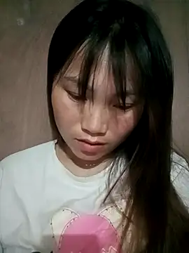 min-xinh online show from April 2026 09:50:02 PM