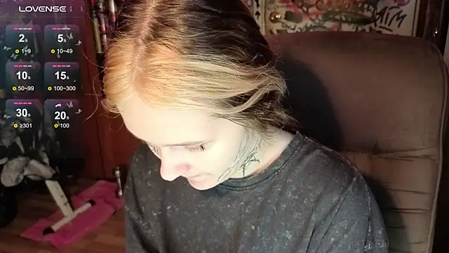 Liaaa Li online show from October 2025 05:36:01 PM