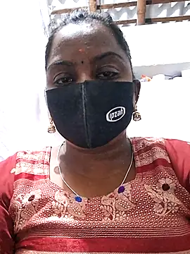 Snapshot of Tamil_Hot_Sindhu chatting on October 2025 08:28:02 PM Tamil Hot Sindhu online show from October 2025 08:28:02 PM