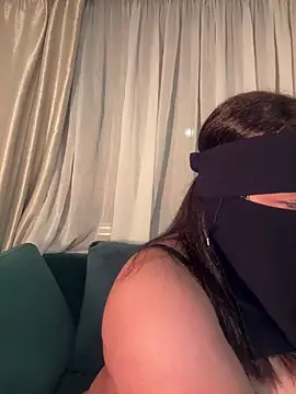 Snapshot of Laila_11111 chatting on February 2026 07:29:02 PM Laila 11111 online show from February 2026 07:29:02 PM