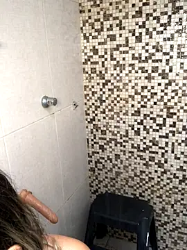 Snapshot of AlinemariaX chatting on October 2025 04:29:02 PM AlinemariaX online show from October 2025 04:29:02 PM