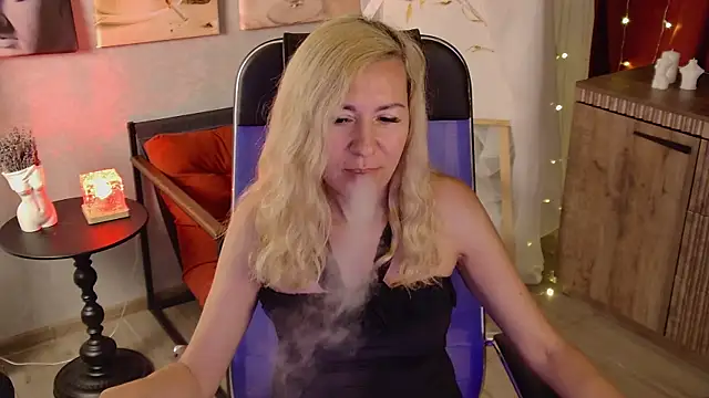 DonnaSmitth online show from July 2026 06:56:01 PM