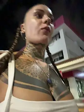 Snapshot of lurosscy chatting on November 2025 02:23:01 AM lurosscy online show from November 2025 02:23:01 AM