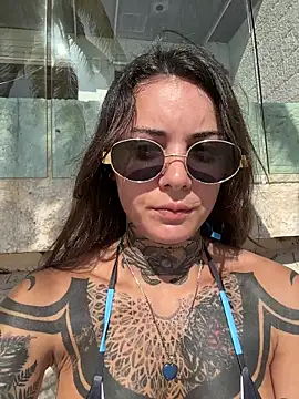 Snapshot of lurosscy chatting on November 2025 03:16:01 PM lurosscy online show from November 2025 03:16:01 PM