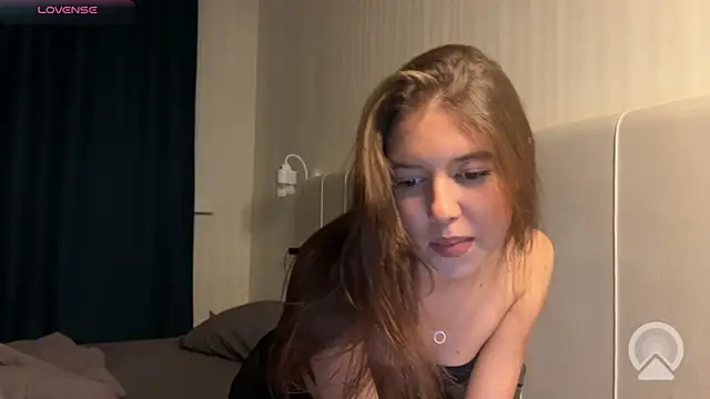 Snapshot of Rin_the_mermaid_ chatting on October 2025 07:32:02 PM Rin the mermaid online show from October 2025 07:32:02 PM