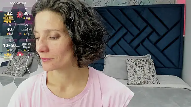 Valery More   online show from December 2025 12:25:02 PM