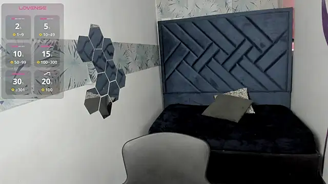 Valery More   online show from January 2026 02:08:01 PM