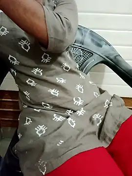 Snapshot of Meenu_rani6 chatting on October 2025 06:30:02 AM Meenu rani6 online show from October 2025 06:30:02 AM