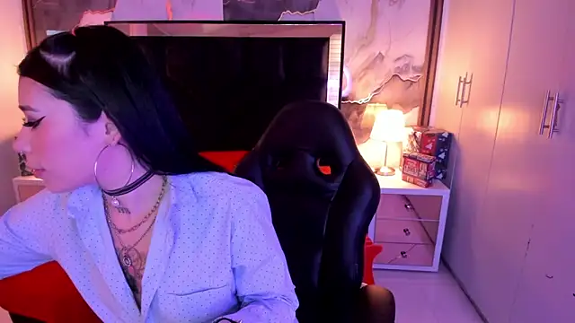 SusanVilla online show from January 2026 07:39:01 PM