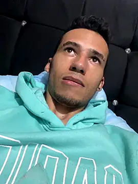 Snapshot of wiland_hot23 chatting on September 2025 12:27:01 AM wiland hot23 online show from September 2025 12:27:01 AM