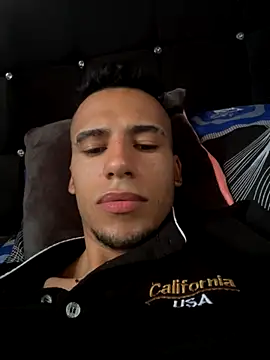 Snapshot of wiland_hot23 chatting on October 2025 01:19:01 PM wiland hot23 online show from October 2025 01:19:01 PM