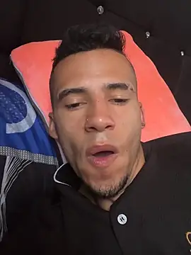 Snapshot of wiland_hot23 chatting on October 2025 02:25:02 PM wiland hot23 online show from October 2025 02:25:02 PM