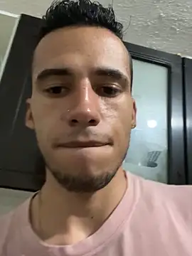 Snapshot of wiland_hot23 chatting on October 2025 04:46:02 AM wiland hot23 online show from October 2025 04:46:02 AM