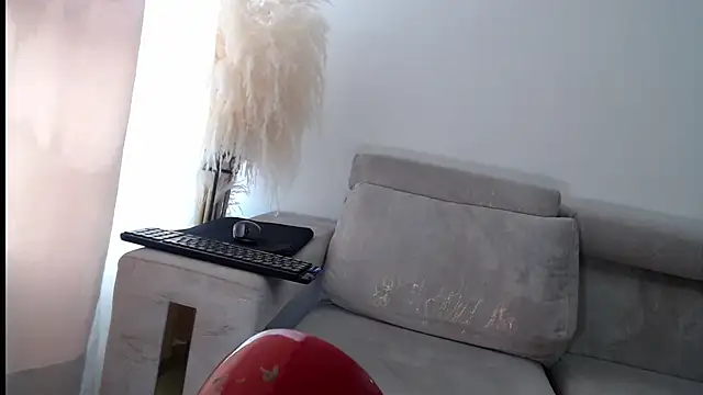 Snapshot of Adrew_fox chatting on October 2025 02:37:02 PM Adrew fox online show from October 2025 02:37:02 PM