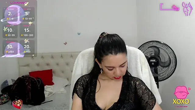 astrolover  online show from November 2025 04:22:02 AM