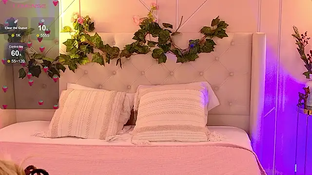 EllyLinn online show from March 2026 05:19:01 PM