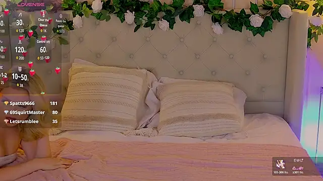 EllyLinn online show from April 2026 07:58:01 PM