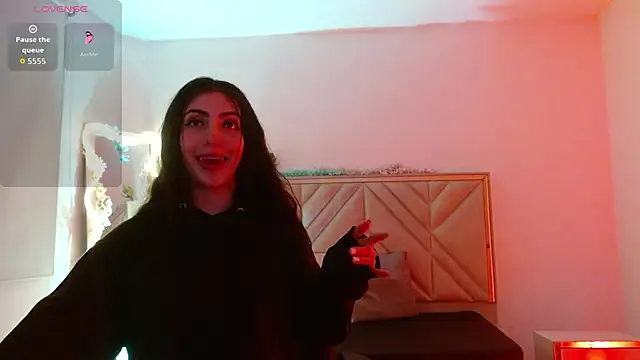 Ixchel tay online show from November 2025 03:38:01 AM