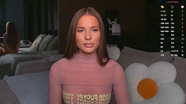 AlexisGraysX online show from September 2025 10:10:02 PM