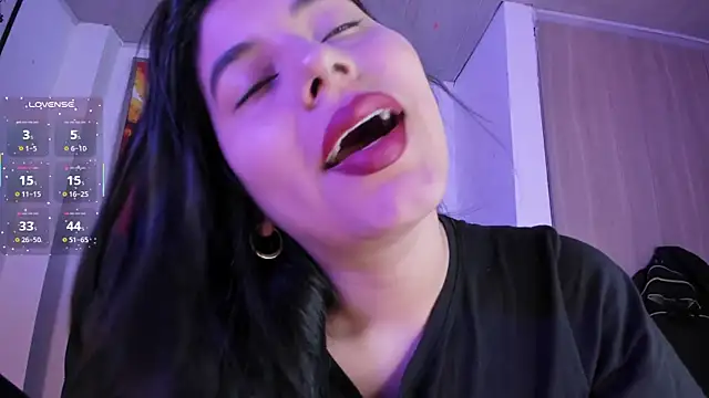 violet blaze online show from November 2025 10:26:02 AM