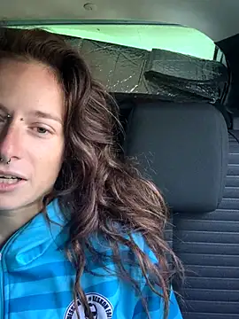 Snapshot of GoldenPussy1329 chatting on October 2025 07:20:02 AM GoldenPussy1329 online show from October 2025 07:20:02 AM