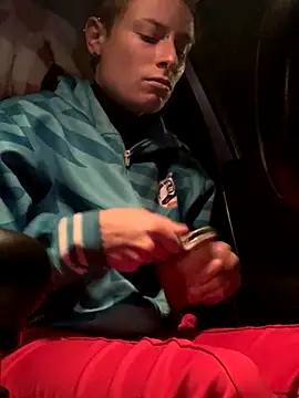 Snapshot of GoldenPussy1329 chatting on October 2025 06:35:02 PM GoldenPussy1329 online show from October 2025 06:35:02 PM