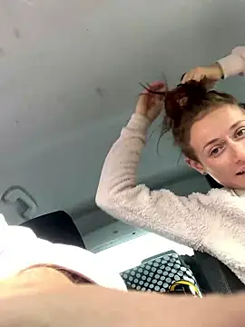 Snapshot of GoldenPussy1329 chatting on October 2025 12:33:01 PM GoldenPussy1329 online show from October 2025 12:33:01 PM