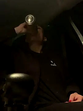 Snapshot of GoldenPussy1329 chatting on November 2025 10:10:02 PM GoldenPussy1329 online show from November 2025 10:10:02 PM