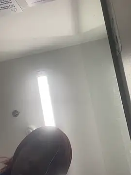 taylor hot85 online show from April 2026 04:55:01 PM