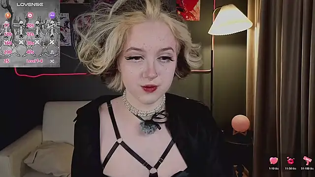 luna son online show from April 2026 10:21:02 PM