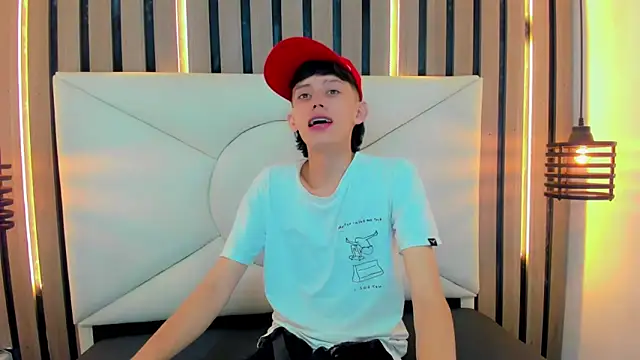 Snapshot of thaigo_twink38 chatting on April 2026 08:06:01 AM thaigo twink38 online show from April 2026 08:06:01 AM