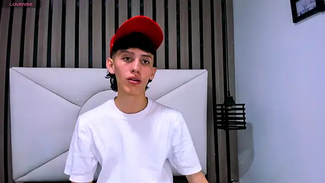 Snapshot of thaigo_twink38 chatting on April 2026 03:59:01 AM thaigo twink38 online show from April 2026 03:59:01 AM