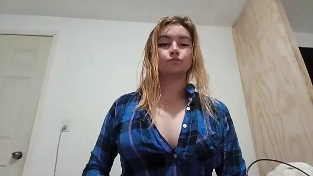 Snapshot of vagimosa chatting on October 2025 07:27:01 AM vagimosa online show from October 2025 07:27:01 AM