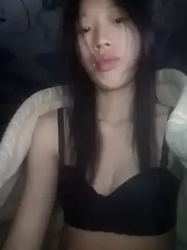 Snapshot of Khanhu_xx chatting on November 2025 04:23:02 AM Khanhu xx online show from November 2025 04:23:02 AM