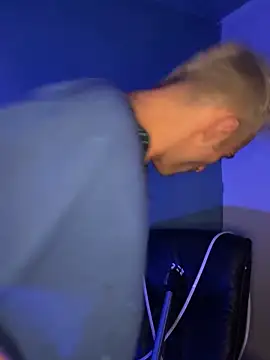 highinhtxx online show from February 2026 02:54:01 AM