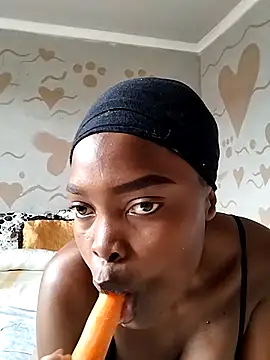 Snapshot of SexyValentinaXX chatting on September 2025 07:14:02 AM SexyValentinaXX online show from September 2025 07:14:02 AM