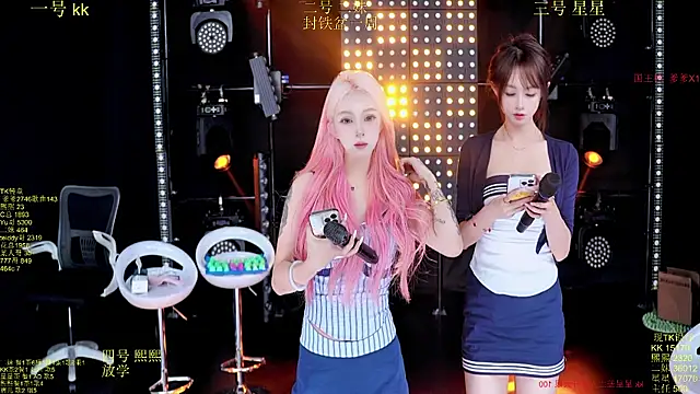 Snapshot of Comebaby-007 chatting on October 2025 01:15:02 AM Comebaby-007 online show from October 2025 01:15:02 AM