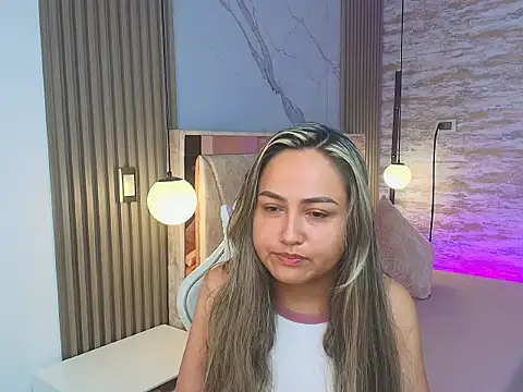 lila cute1 online show from October 2025 11:52:02 AM