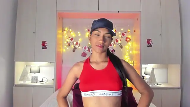 Snapshot of AnahiCollins chatting on December 2025 07:41:02 PM AnahiCollins online show from December 2025 07:41:02 PM