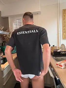 WildFlame2525 online show from October 2025 09:07:02 AM