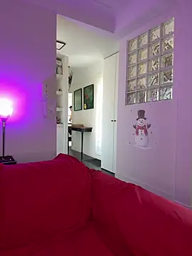 WildFlame2525 online show from December 2025 01:59:02 PM